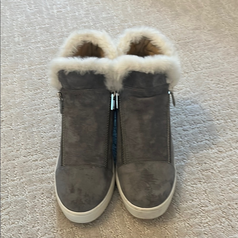 Women's Gray Fur-Lined Wedge Sneakers size 9